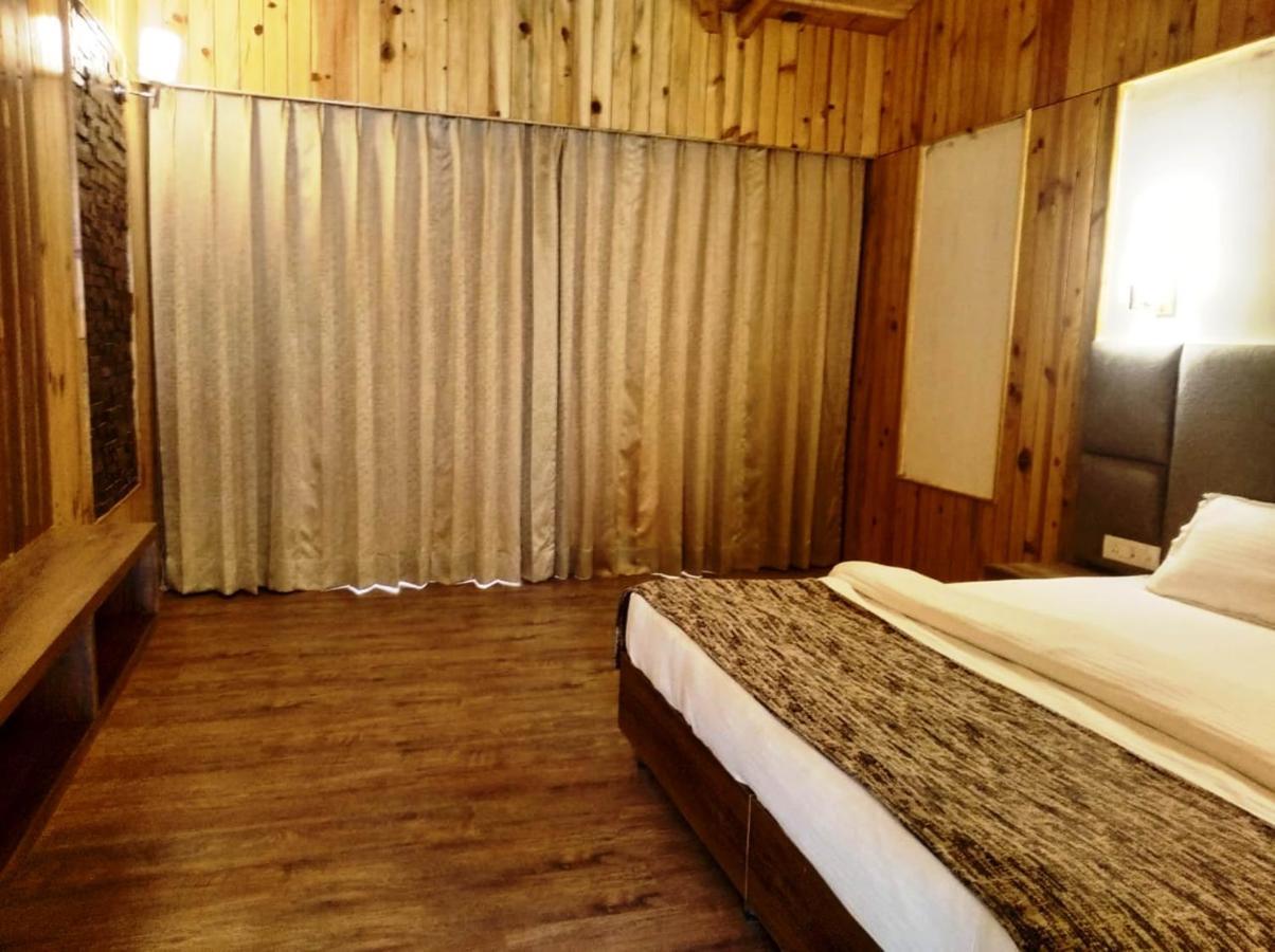 Qcent Woods Resort & Spa, Rishīkesh المظهر الخارجي الصورة