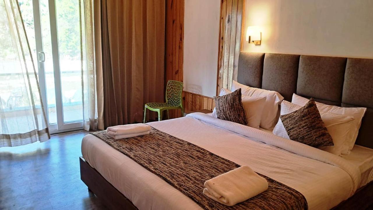 Qcent Woods Resort & Spa, Rishīkesh المظهر الخارجي الصورة