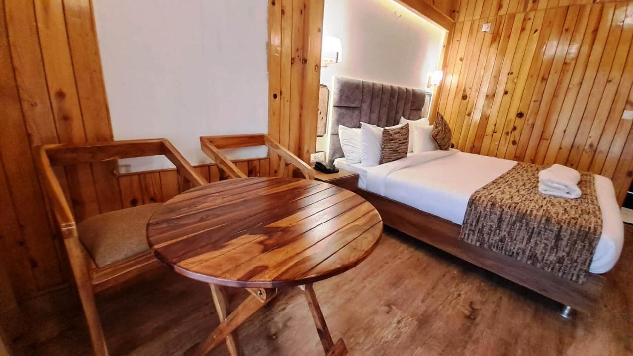 Qcent Woods Resort & Spa, Rishīkesh المظهر الخارجي الصورة