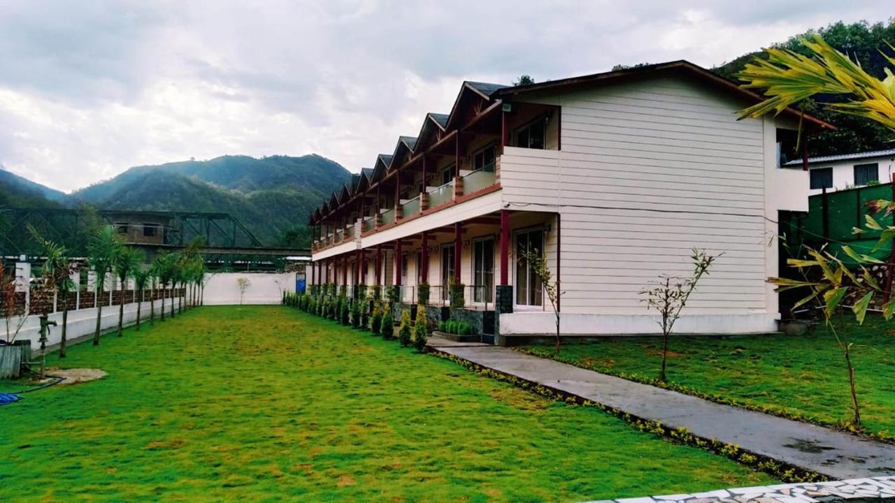 Qcent Woods Resort & Spa, Rishīkesh المظهر الخارجي الصورة