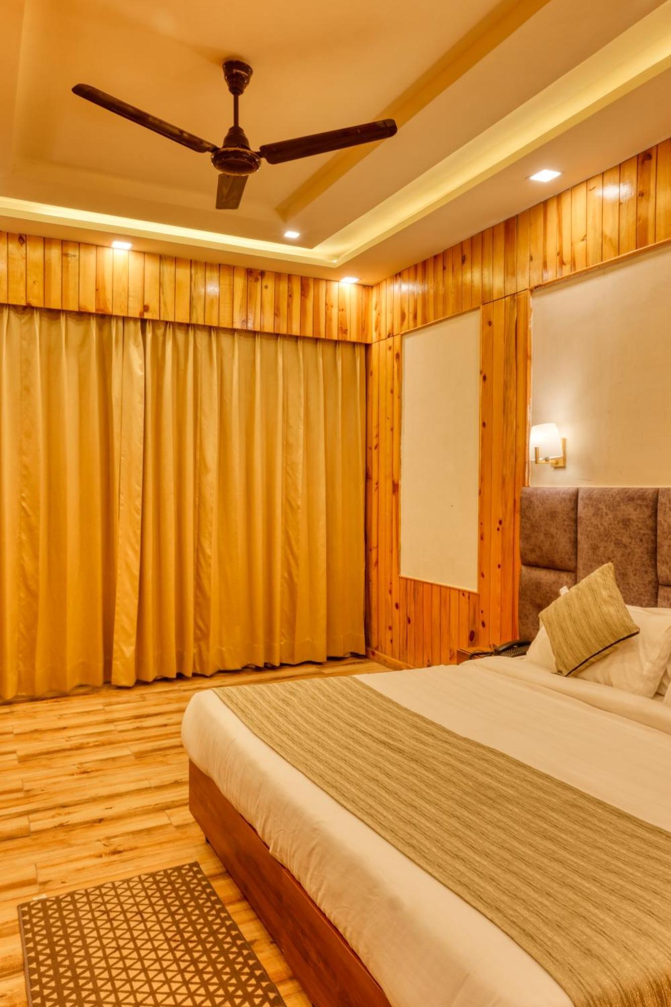 Qcent Woods Resort & Spa, Rishīkesh المظهر الخارجي الصورة