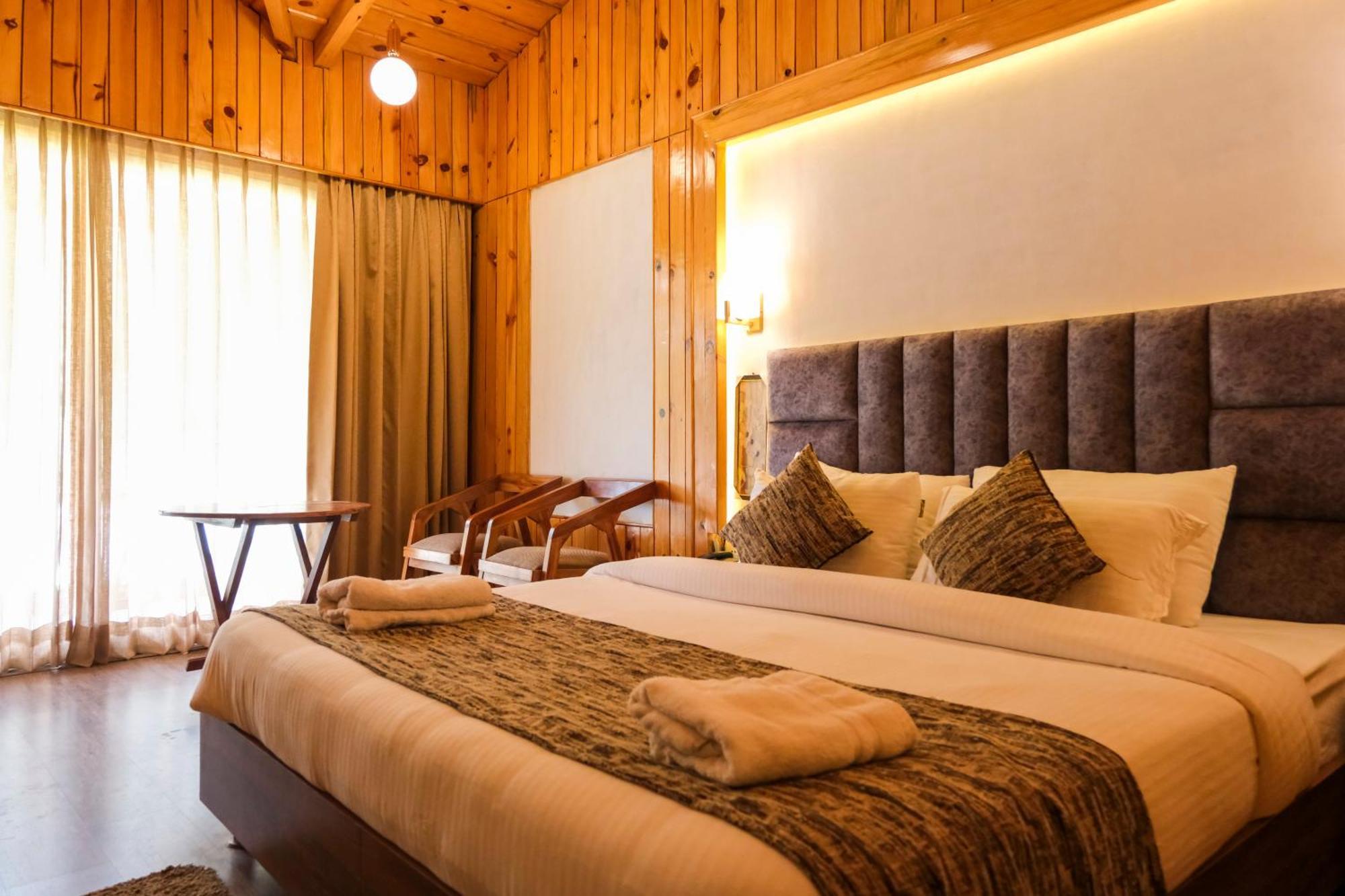 Qcent Woods Resort & Spa, Rishīkesh المظهر الخارجي الصورة